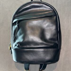 Want Les Essentiels Small Mini Black Leather Backpack